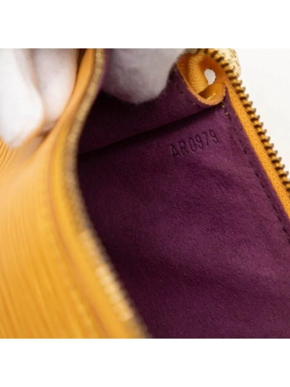 Louis Vuitton Epi Pochette Soir Pouch Handbag Tassiriyellow Leather